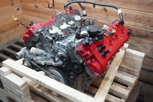 Engine motor ferrari - engine,